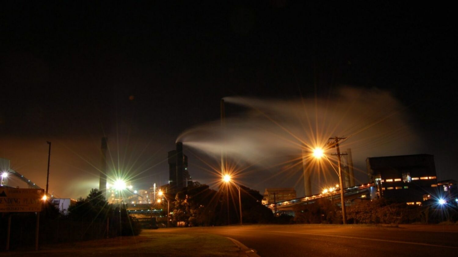 Port kembla at night scaled 2000x1125 1 1600x900